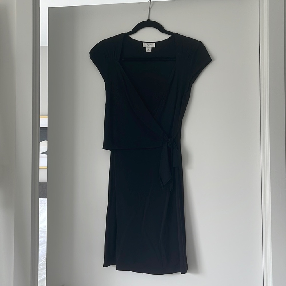 LOFT Dress - Picture 2 of 4